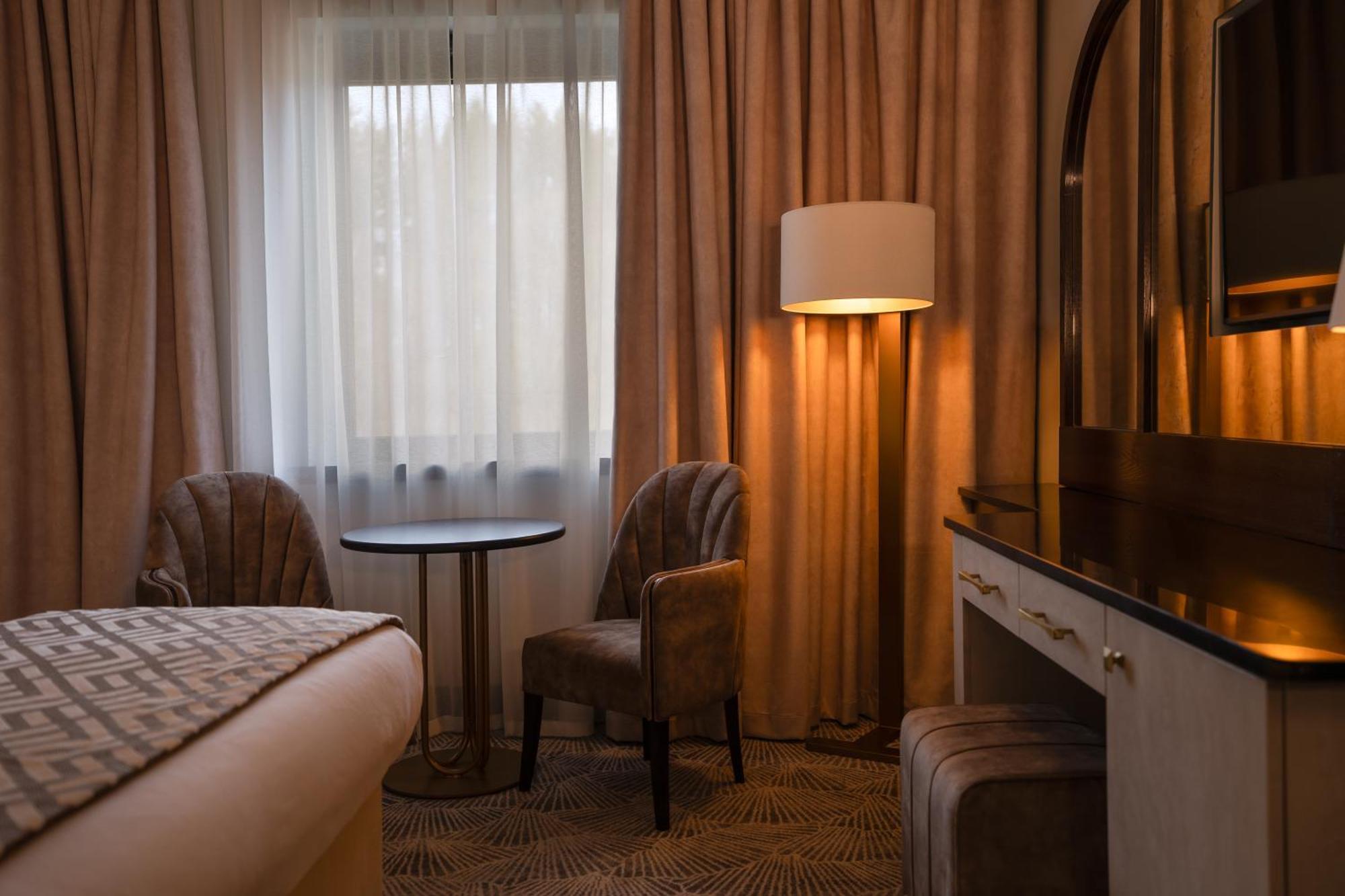 Crossbasket Castle Hotel & Restaurant High Blantyre Ngoại thất bức ảnh