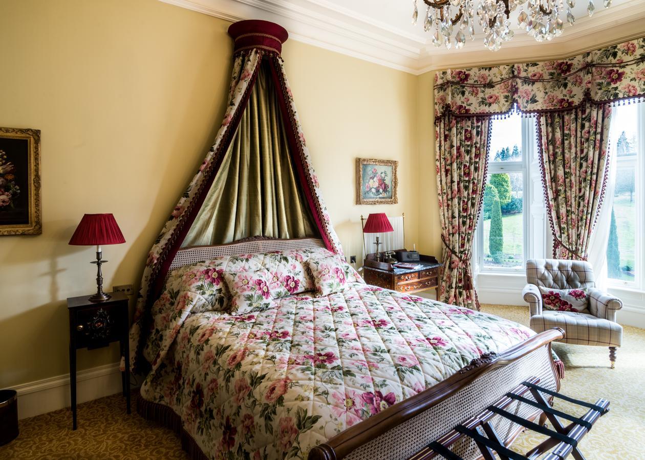 Crossbasket Castle Hotel & Restaurant High Blantyre Ngoại thất bức ảnh